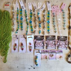 New Crafting Beads And Necklaces 