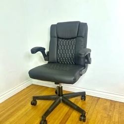 New Executive PU Leather Office Desk Chair, Lumbar Support, Padded Flip-up Arm, Black