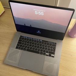 Apple MacBook Pro 16