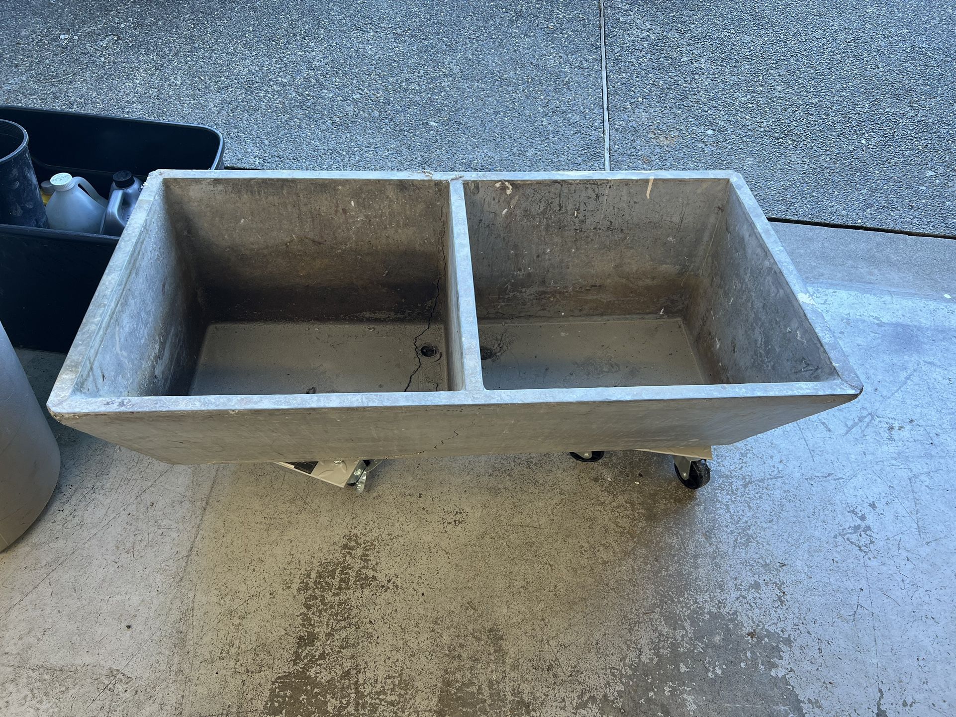 Free Planter / Water Trough