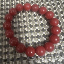 Red Bead Stretch Bracelet