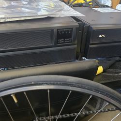 APC Smart-UPS X

3000 SMX3000HVT

208V