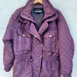 Beautiful Lady's Winter & Snow - Ski Jacket, sz 12