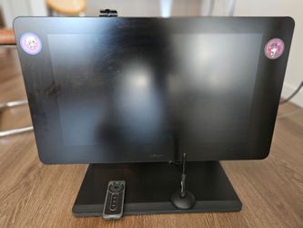 Wacom Cintiq Pro 24 Pen Display Tablet with Stand and Remote