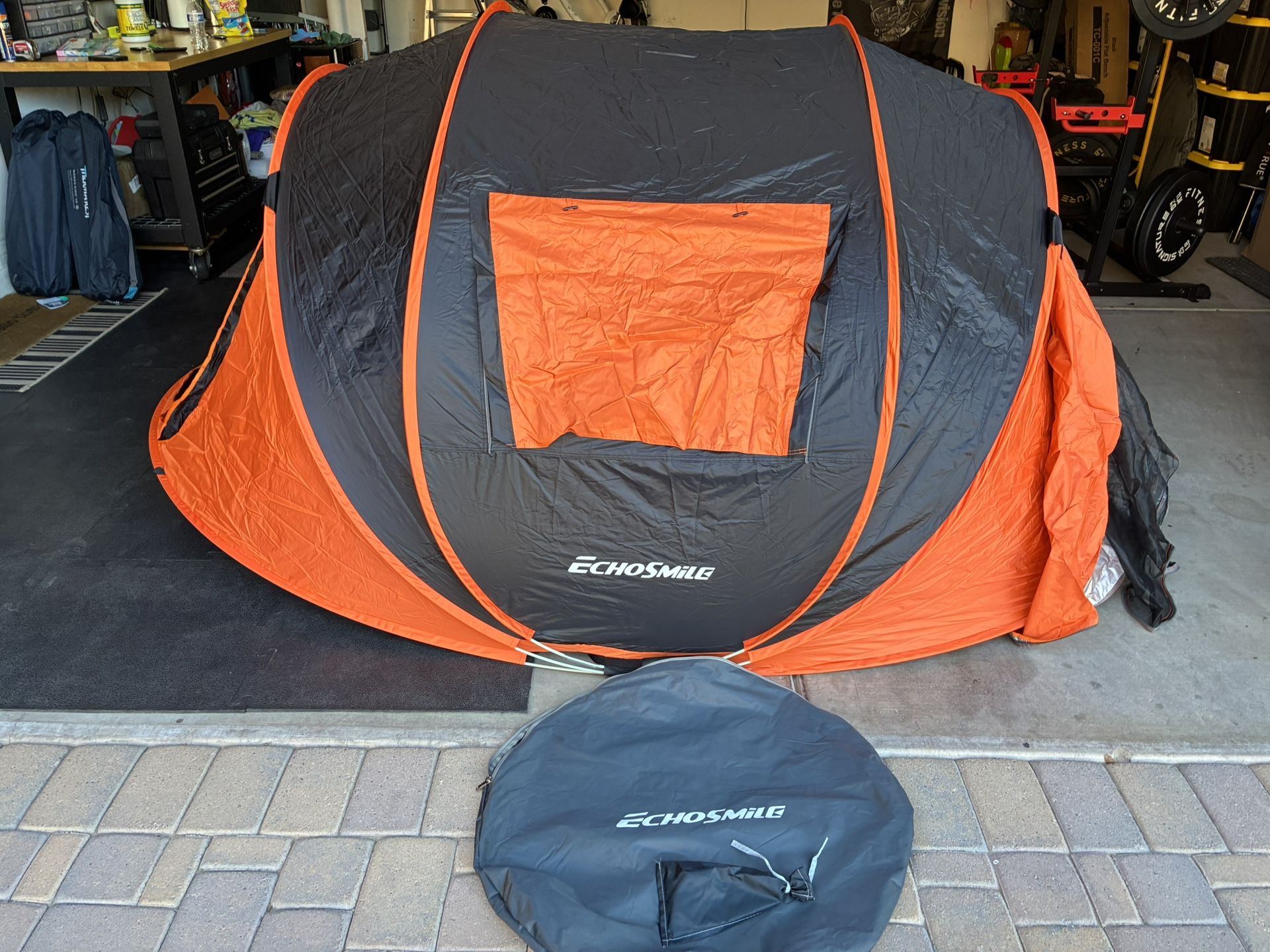 Like New Four person instant Pop Up Tent