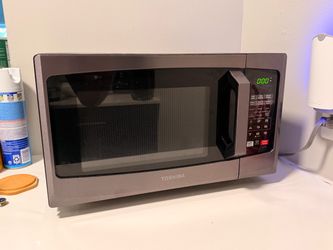 Toshiba Countertop Microwave Oven