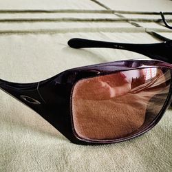 Ladies Oakley Sunglasses 