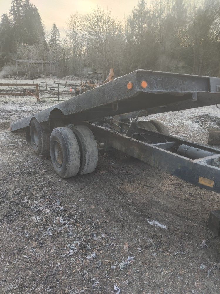 Tilt Deck 20 Ton Trailer