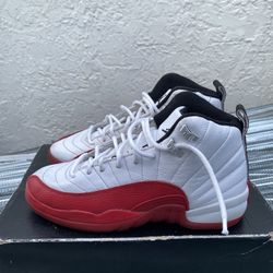 Size 6.5y (gs) - Jordan 12 cherry 