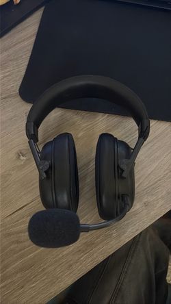 Razer BlackShark V3 x HyperSpeed Headset