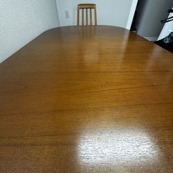 Dining table With 5 Chairs