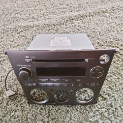 Subaru Legacy Factory Radio w/o Heater Controls