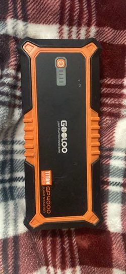 GOOLOO Car jump starter/ portable power bank/flashlight