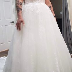 Boutique Wedding Dress Size 18