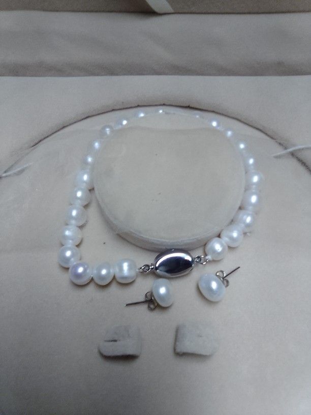 Pearl Bracelet and Earrings
