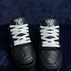 Louis Vuitton LV Trainer Sneakers Black Size 10 