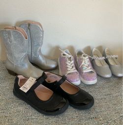 GIRLS SHOES SZ. 13, 1, 4