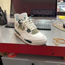 Green And White Jordan’s Size 9.5 