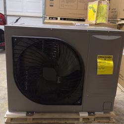 New outdoor AC UNIT 3T