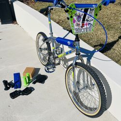 Dyno VFR- Super CLEAN Tricked Out and With Original Larts 