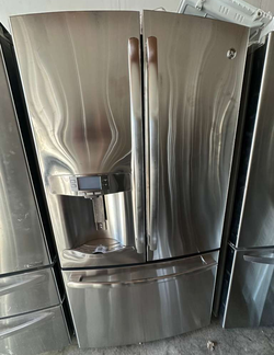 GE Stainless French Door Refrigerator w/ Ice & Water – Deal