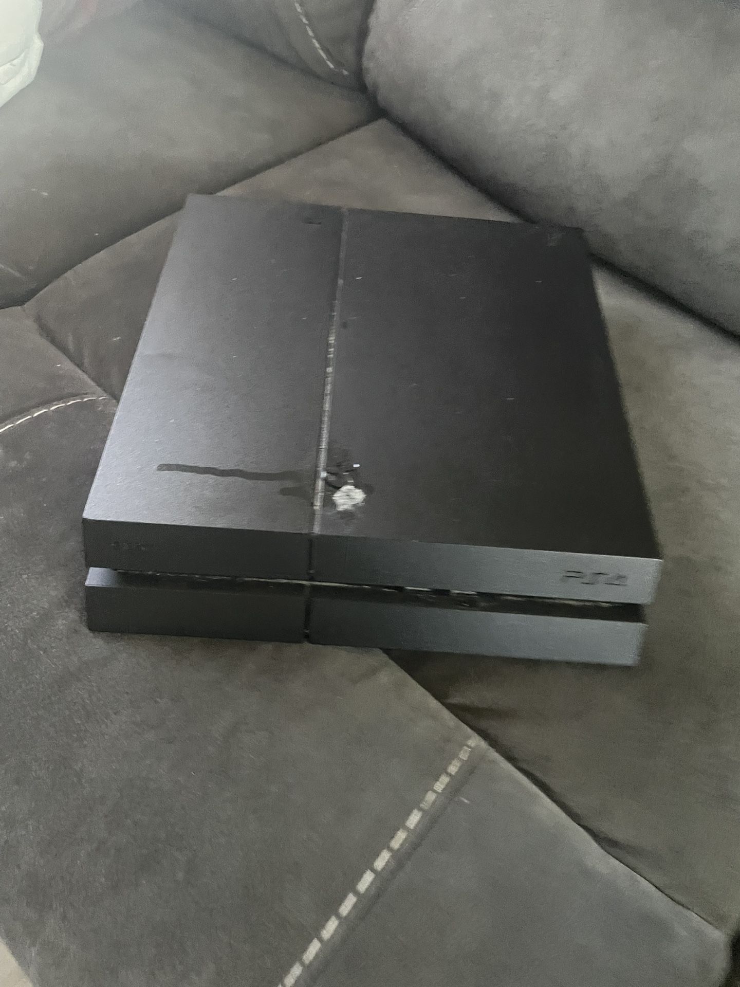 PS4 Used(Works Perfectly)