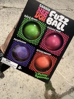 Needoh 4pk Fuzzball