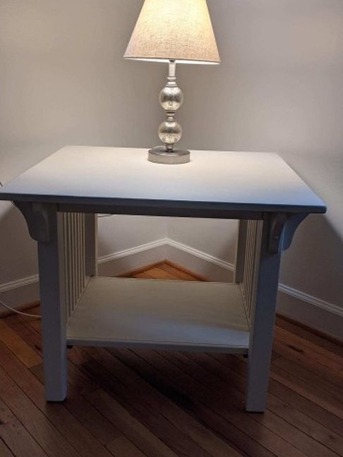 Side Table (White)