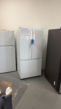 Samsung 19.5 Cubic Feet French Door Refrigerator Brand New 1 Year Manufacturers Warranty
