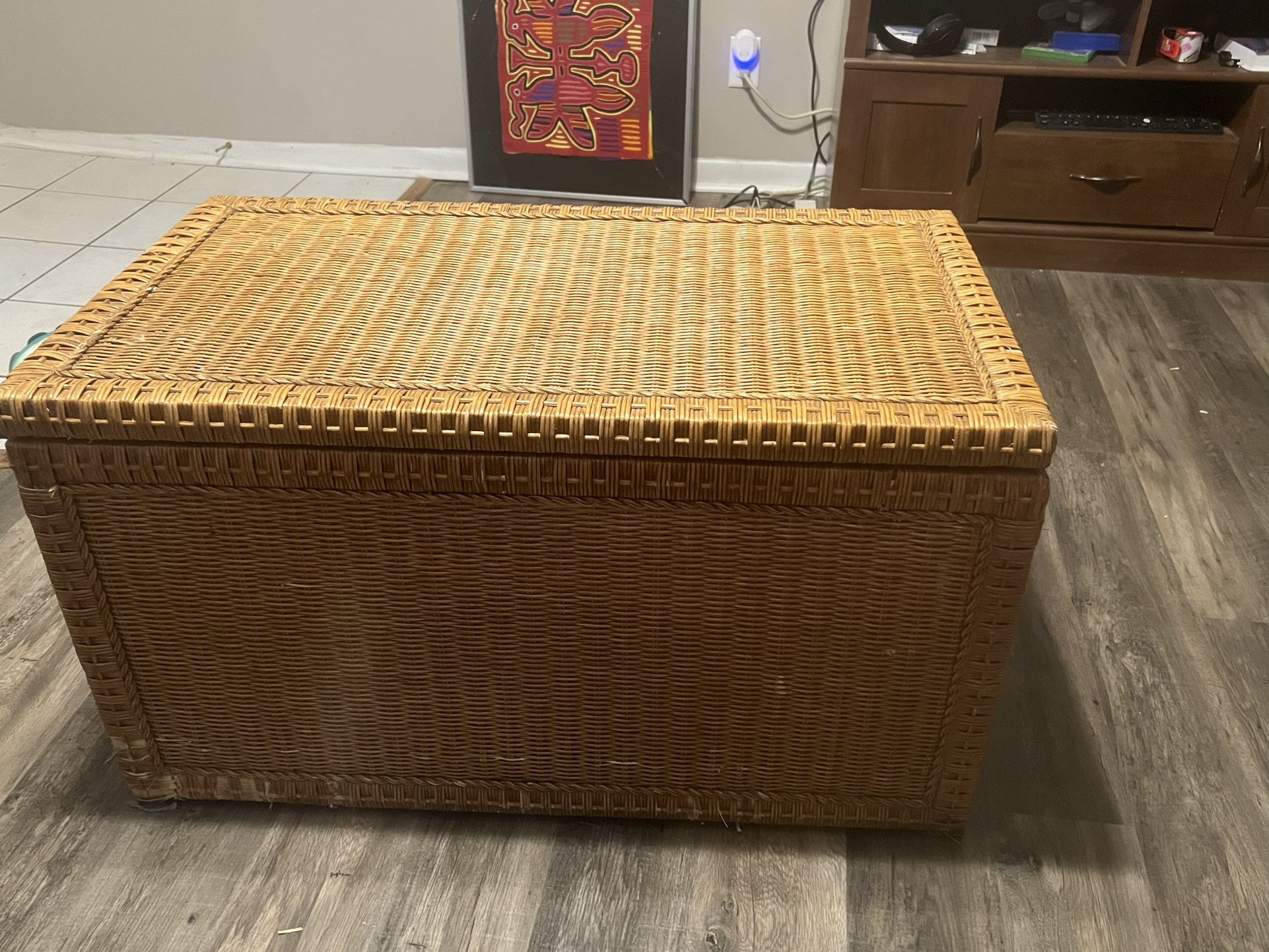 Woven Chest 