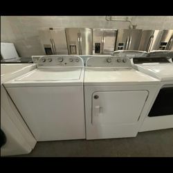 Whirlpool Washer And Dryer Set “27 ( Lavadora Y Secadora )