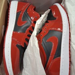 Retro Jordan's 1s Low Top Brand New Size 9.5 Asking $100 Obo
