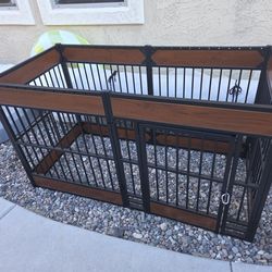 Metal And Wood Dog Kennel