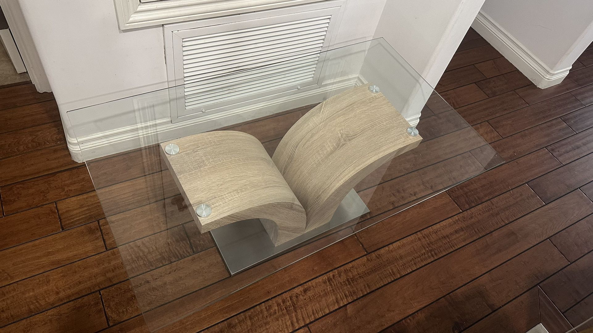 Coffee table with glass