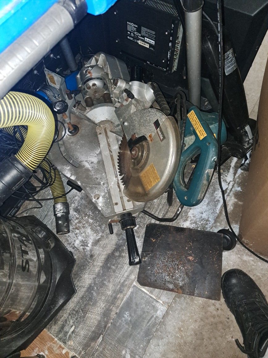 Compound Miner Saw