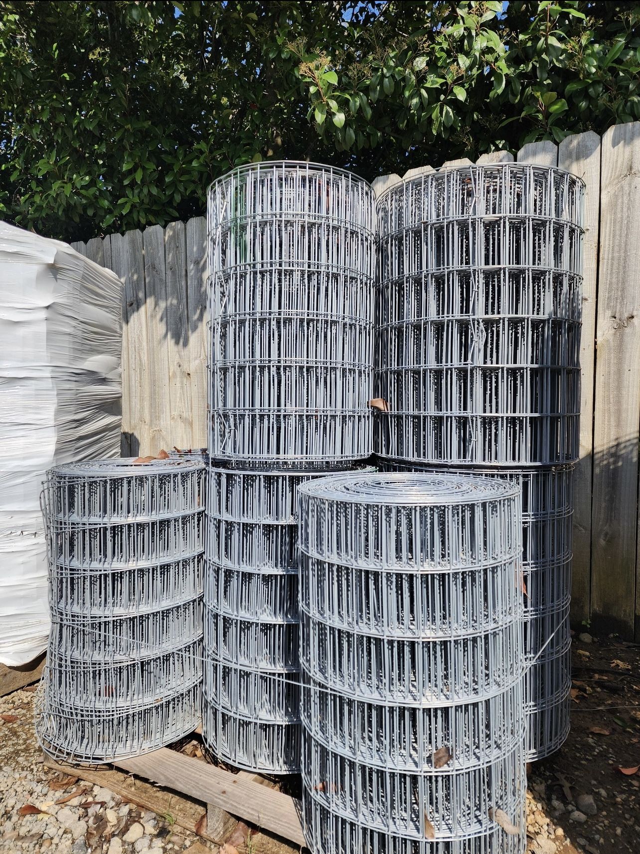 🐓 ROLLOS DE 2 PIES X 100PIES DE LARGO, CUADRO 2X4, CALIBRE 12⭐️ MATERIAL GRUESO⭐️12 GAUGE 2 FT