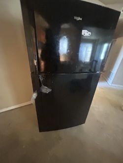 34” Whirlpool fridge