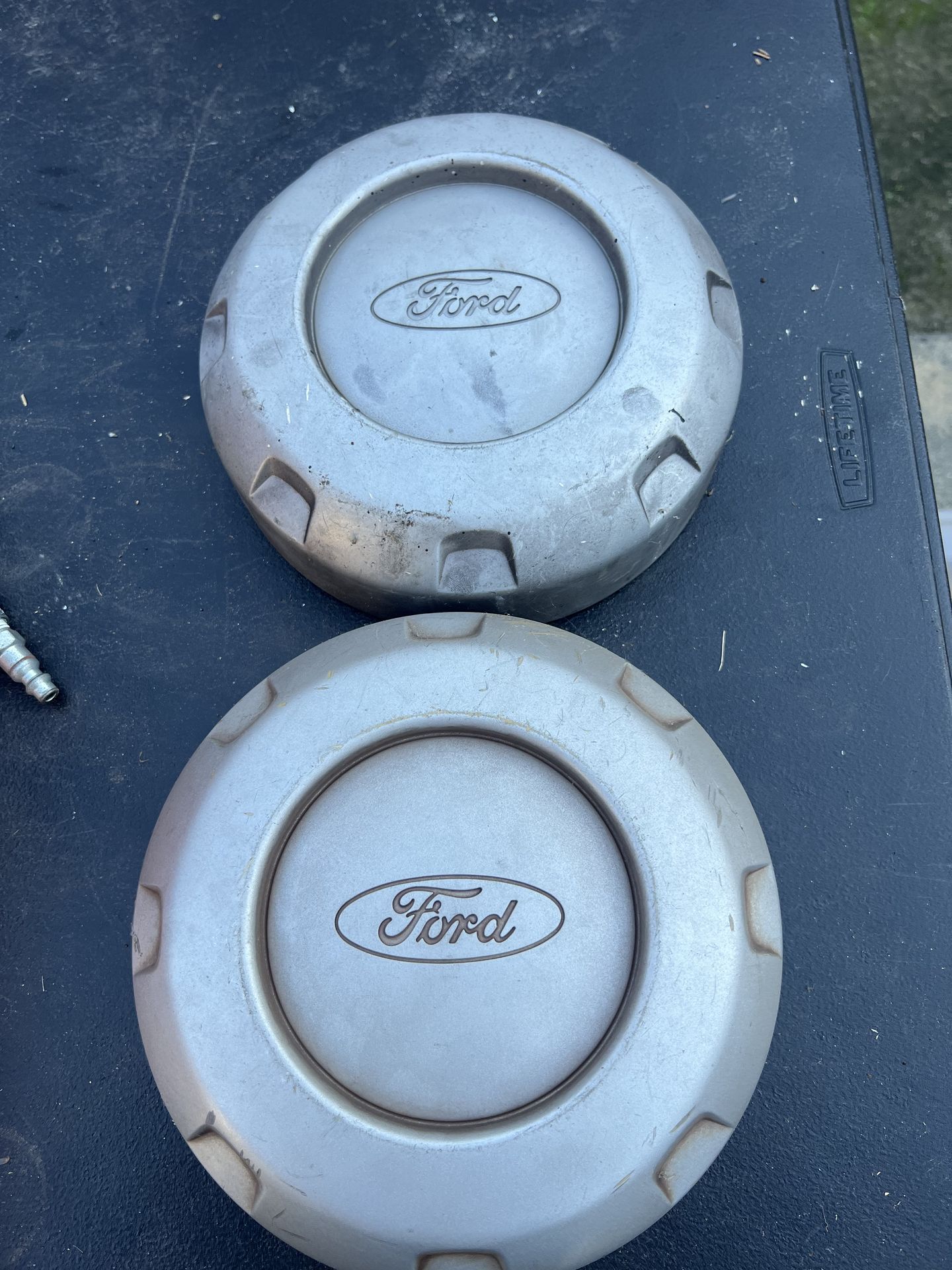 2 2015 f250 hub caps