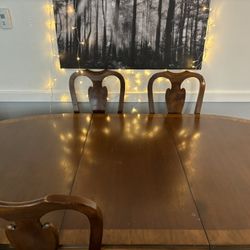 Dining Table And 6 Chairs With Removable Leaf To Make It Shorter