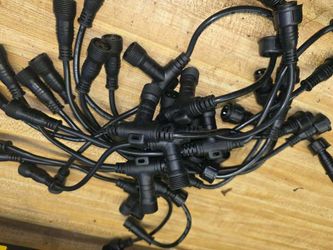 16 Power Injectors and 16 Power Plugs for Lighting