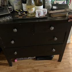 Dark Brown Drawer Dresser. 