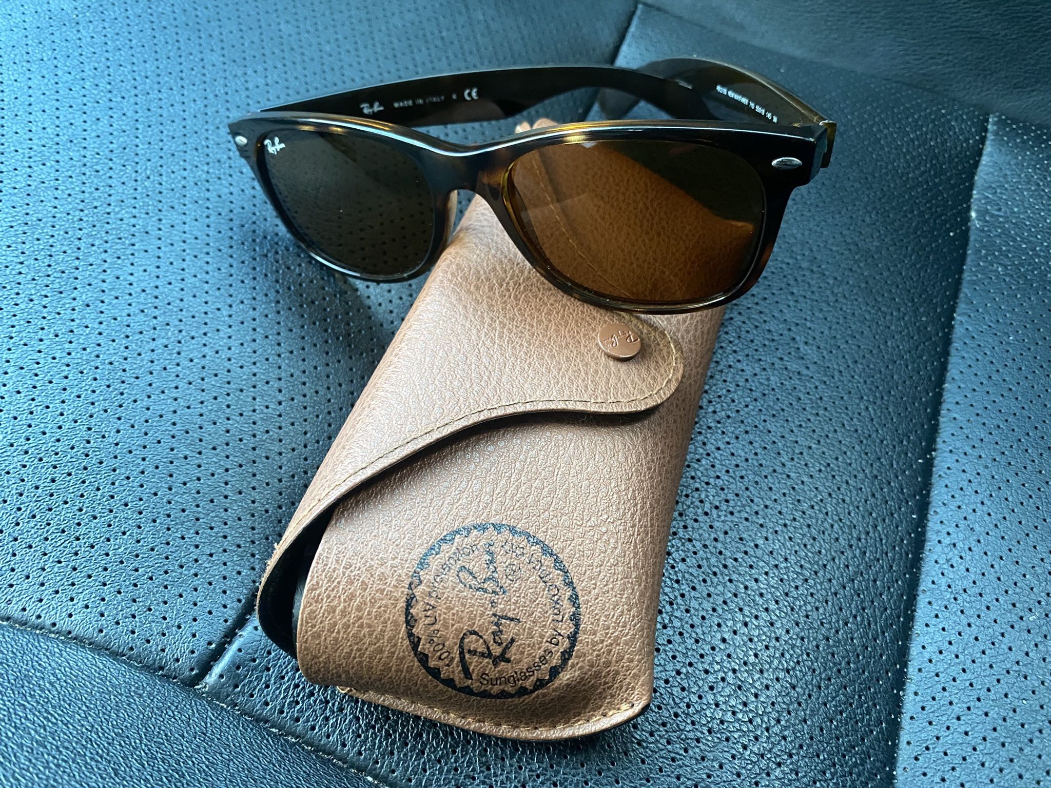 Ray Ban Wayfarer Sunglasses