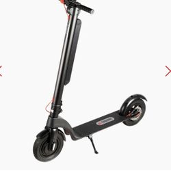 Black Electric Scooter With Charger Speeds Up To 25mph