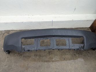2014-15 CHEVY SILVERADO OEM FRONT BUMPER USED