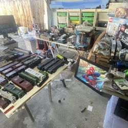 Video Games, Toys, Collectibles, miscellaneous, Lego, Nintendo, Model TrainGarage Sale. DEC29