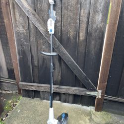 HART 20V 13" Straight Shaft String Trimmer/Edger (1) 20-