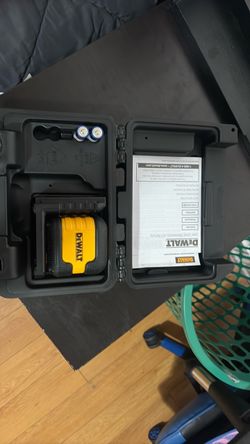 DEWALT Laser Level with Case