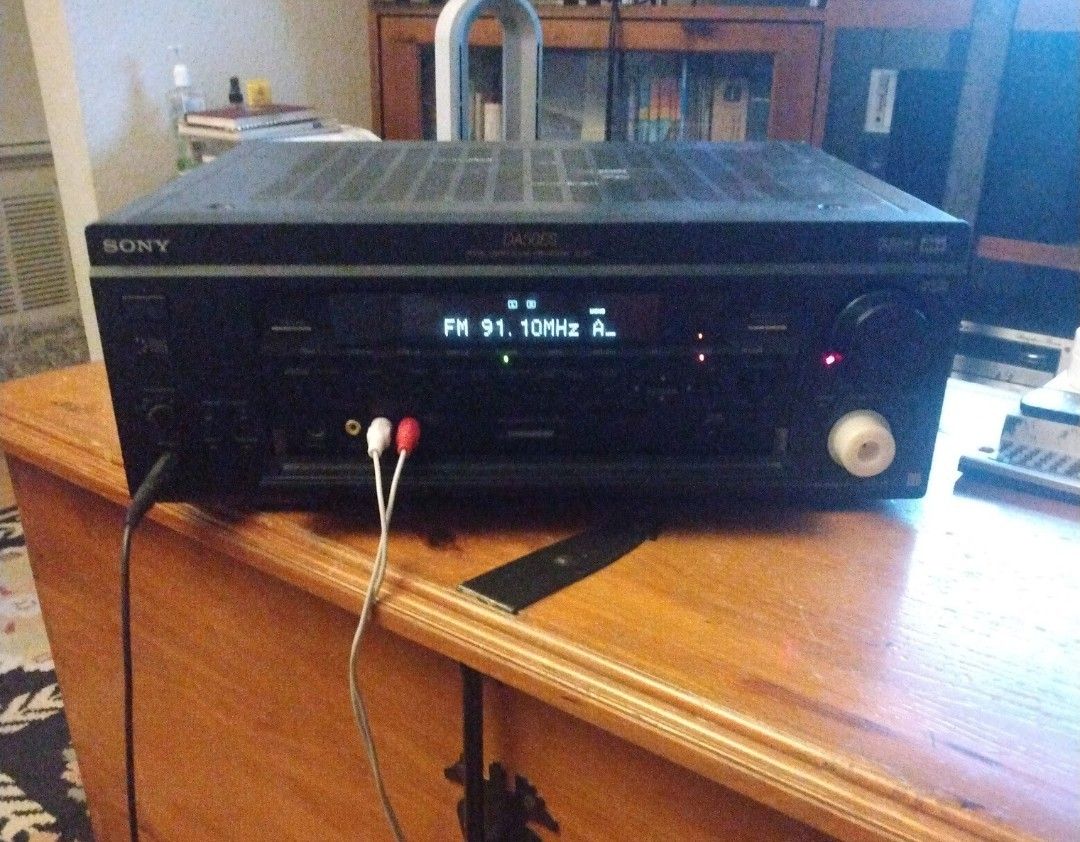Sony Es Receiver (120wpc)