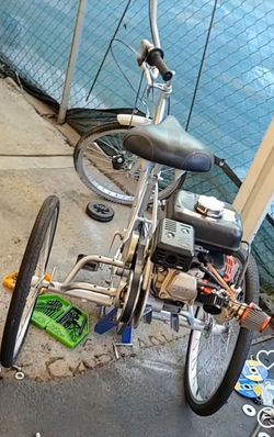 Motorcycle tricycle