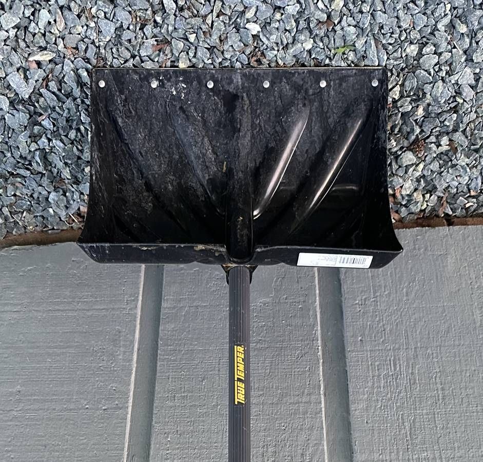 True Temper Snow Shovel
